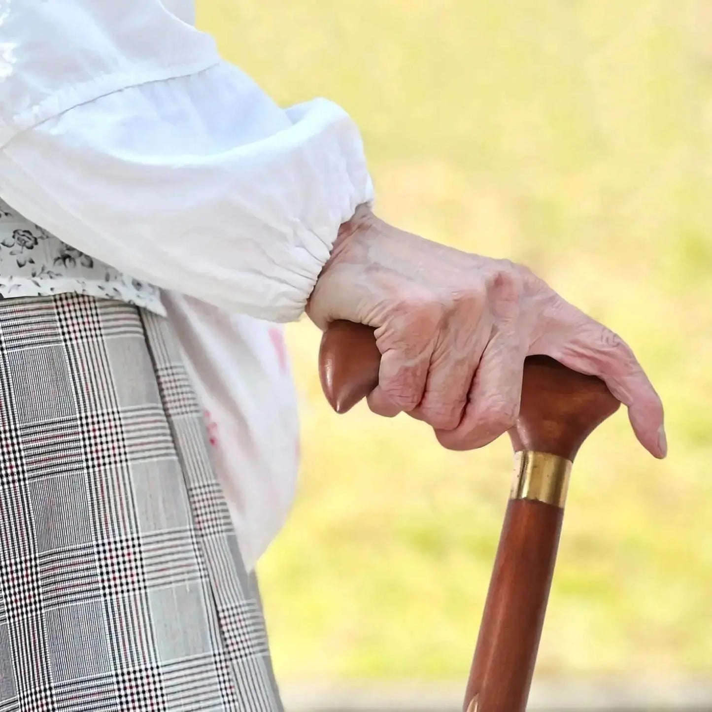 Walking Stick for Seniors | Orthopedic Cane with Rubber Tip | Handcrafted Mobility Support - Sellzova